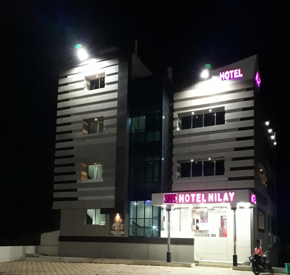Hotel Nilay Dwārka Exterior foto